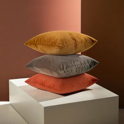 Dekoratyvinė pagalvėlė Velvet „Mocha“